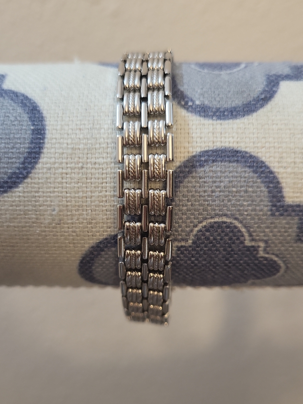 Vintage Avon Silver-Tone Textured Link Bracelet With Secure Clasp